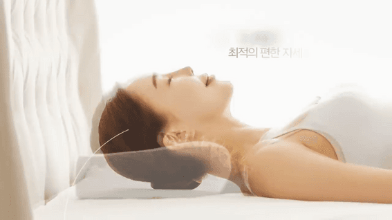 드롭샷매치 포트폴리오 - 메모리폼베개 실사와 3D 혼용 광고