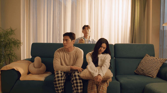 드롭샷매치 포트폴리오 - 교촌치킨ㅣ허니싱글윙 제품 홍보 영상