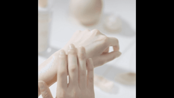 드롭샷매치 포트폴리오 - [화장품 광고]_인스타용_제품사용영상