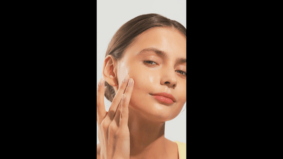 드롭샷매치 포트폴리오 - CNP 프로폴리스 앰플 제품 숏폼 영상