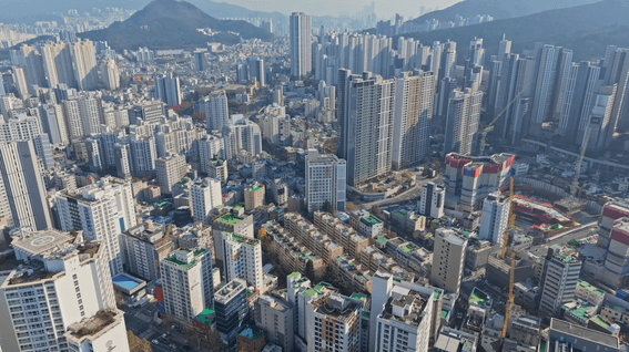 드롭샷매치 포트폴리오 - [드론 촬영] 부산 부산진구 도심 부동산 아파트 재개발  풍경
