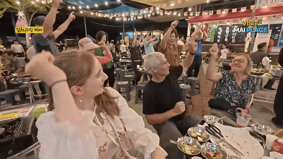 드롭샷매치 포트폴리오 - 강진 여행중 우연히 만난 독일인 부부를 마을 축제에 초대해 대접했더니? 한국의 정에 폭풍